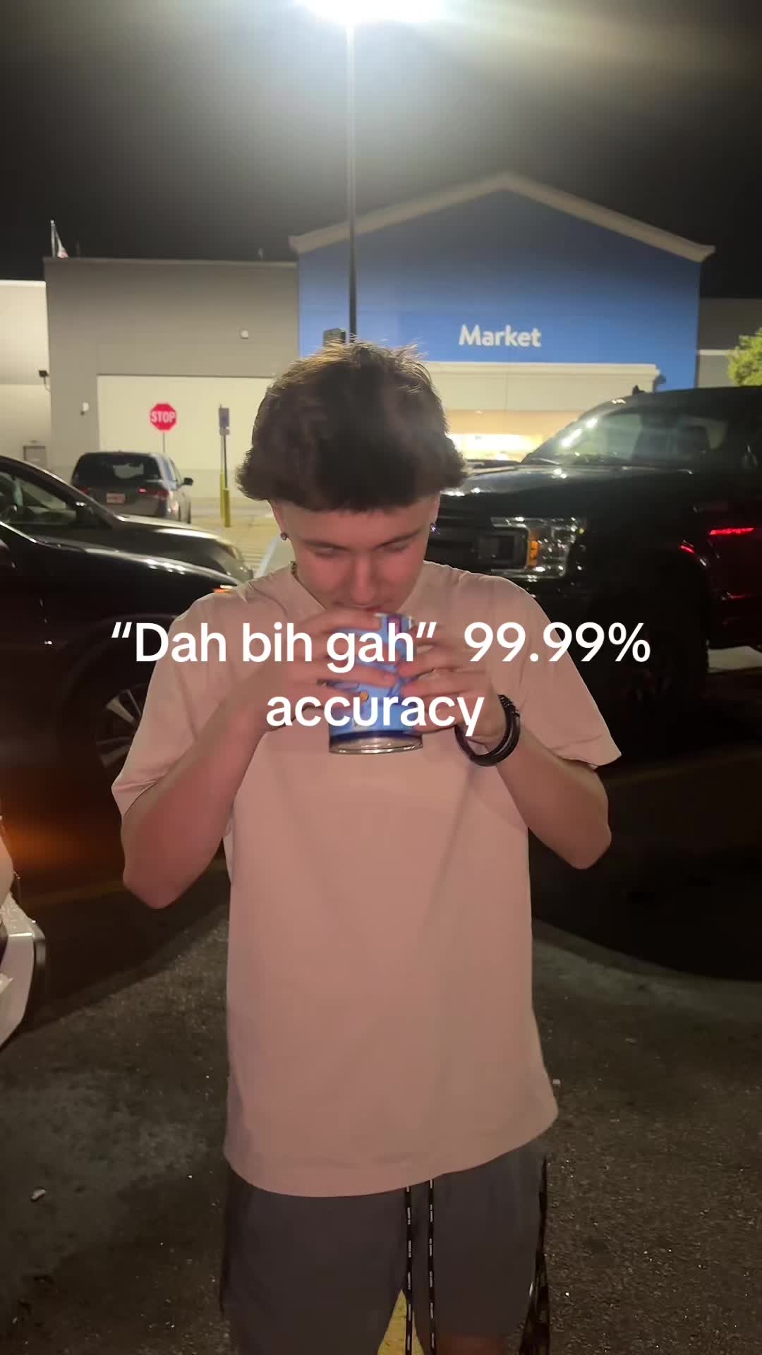 @🦈