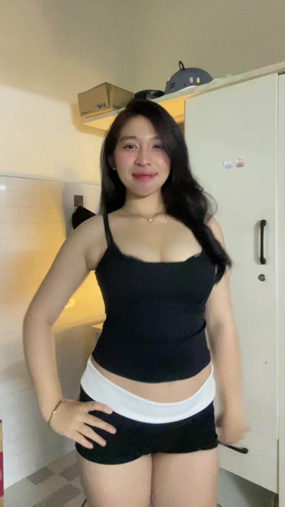 @H&agrave; Elee 🤎