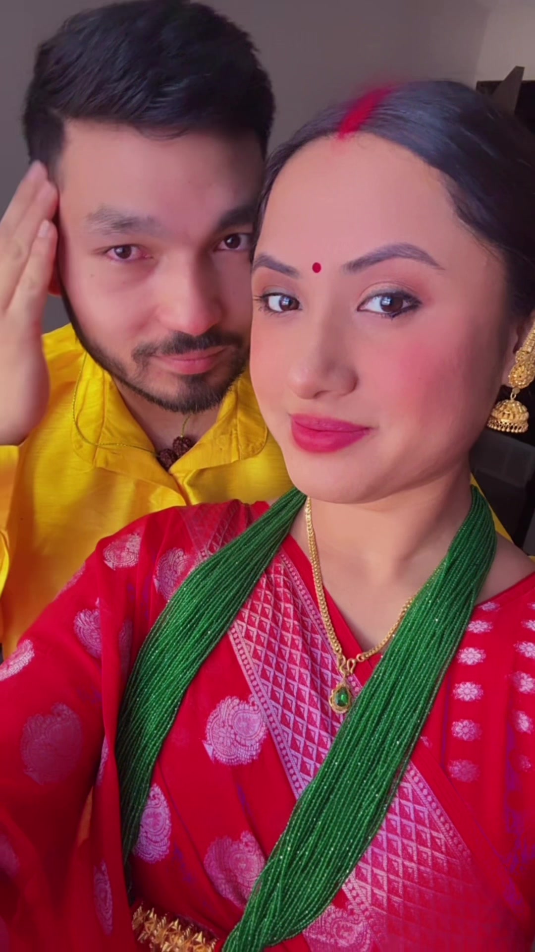 @Umesh Aarzu👩❤️👨😇🧿