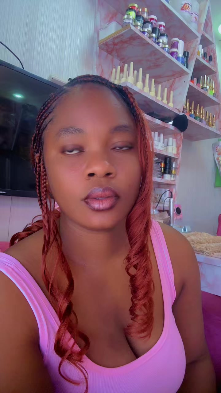 @Adwoa Kiki🍒Ashalaja nailtech