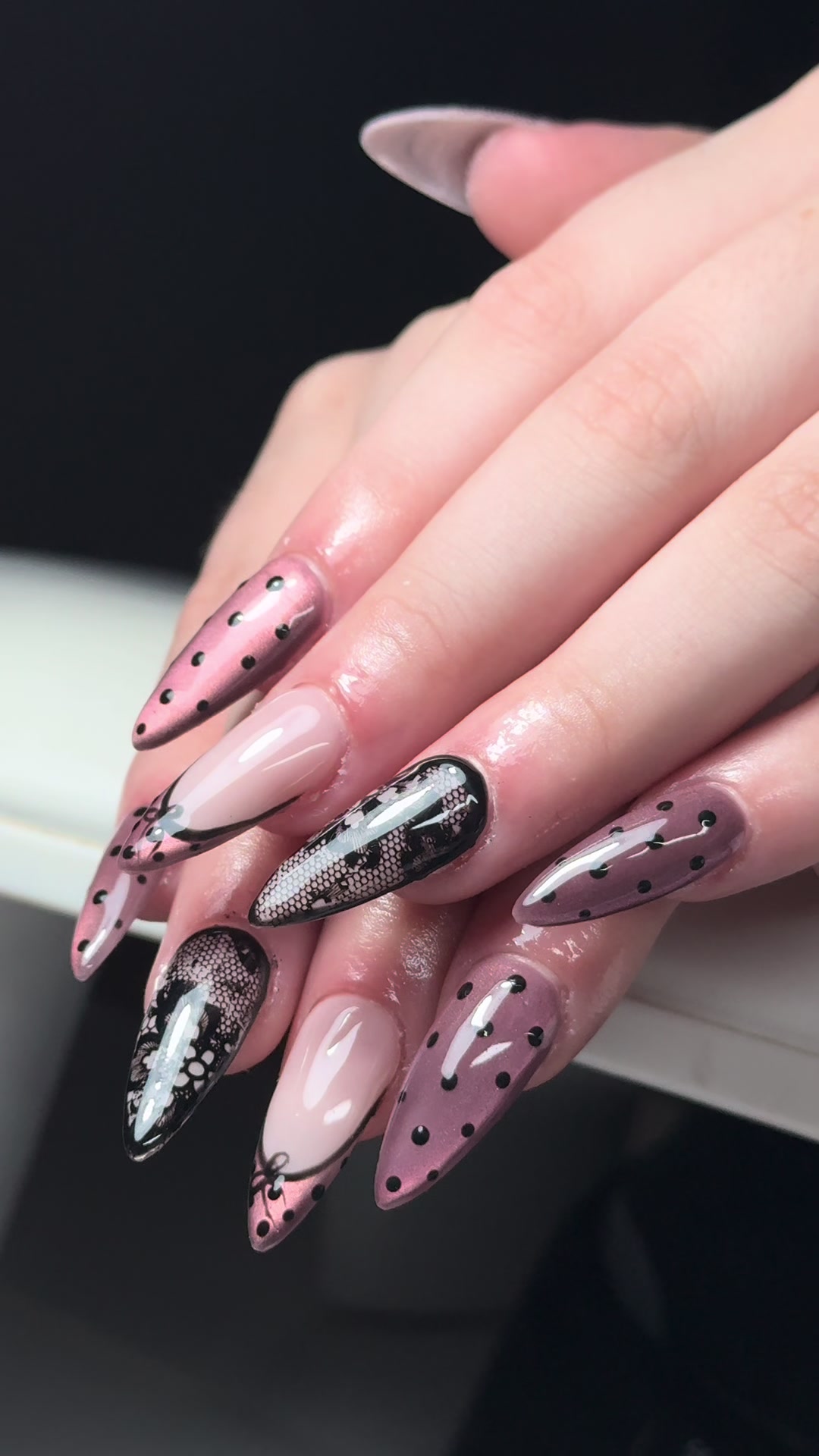 @TIPZYNAILZZ