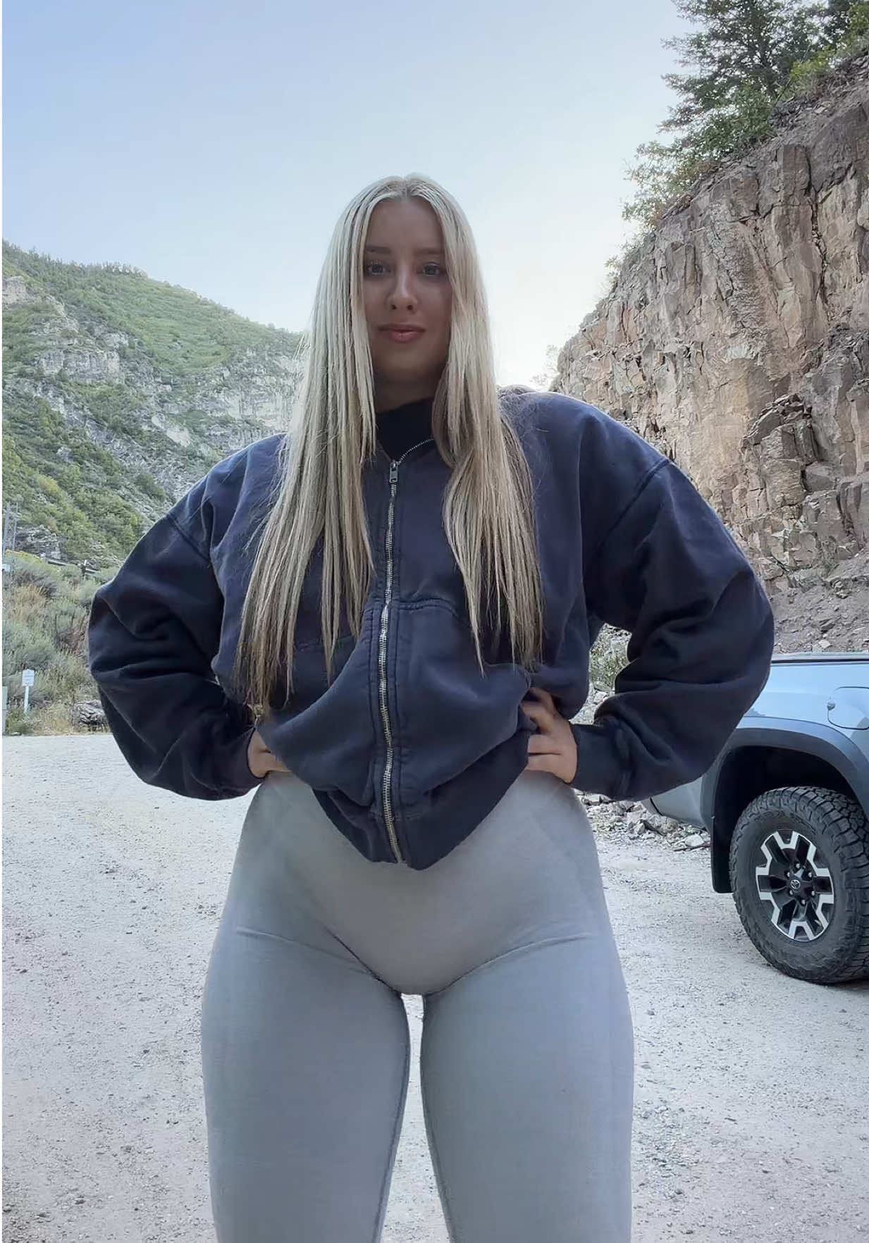 @itsthespacecowgirl