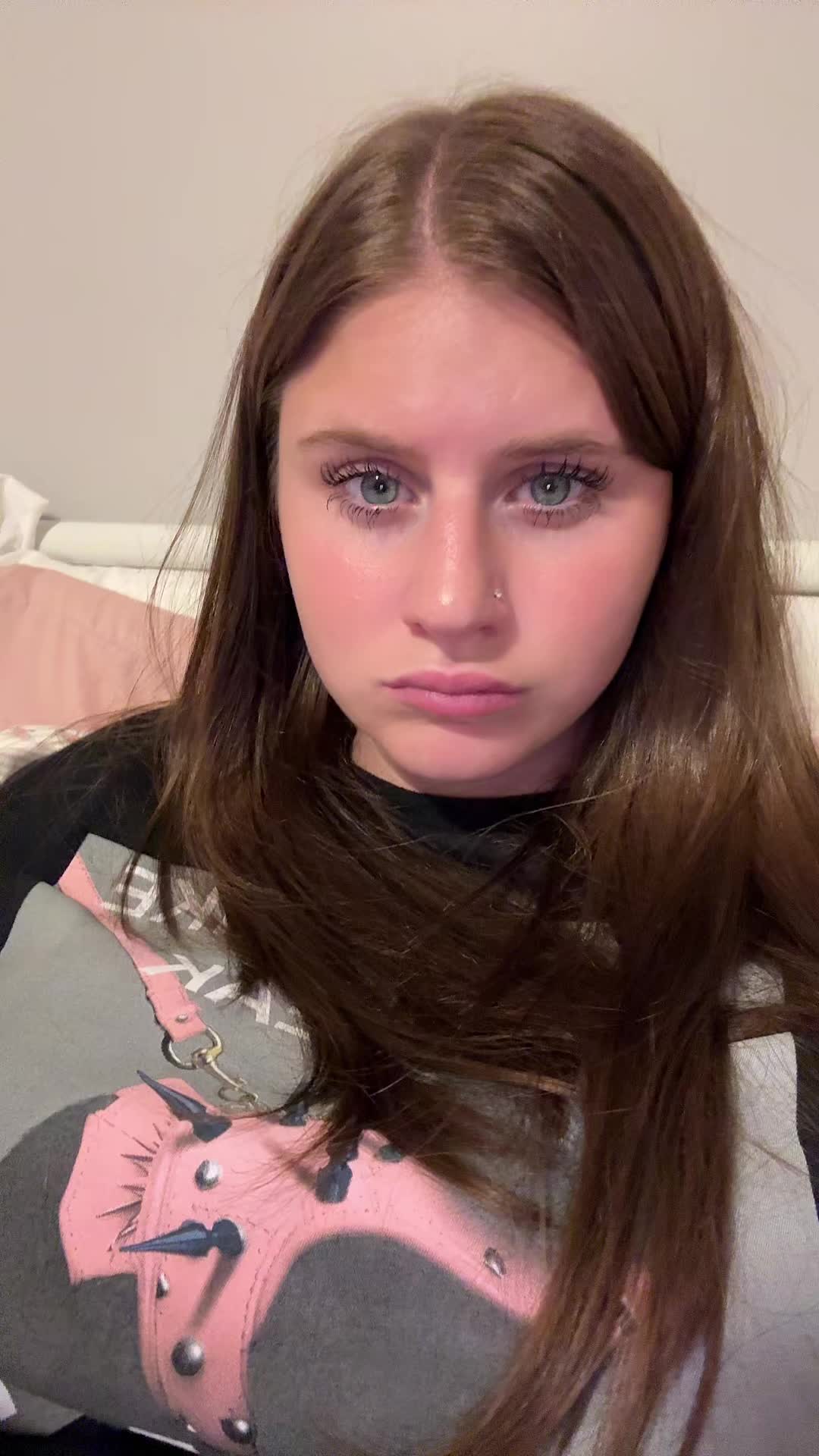 @Ella