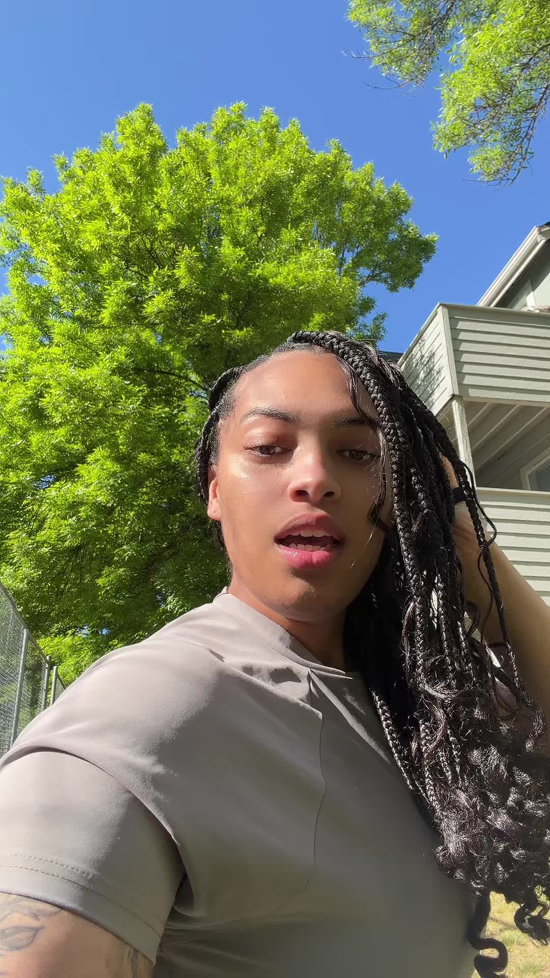 @Anaaa