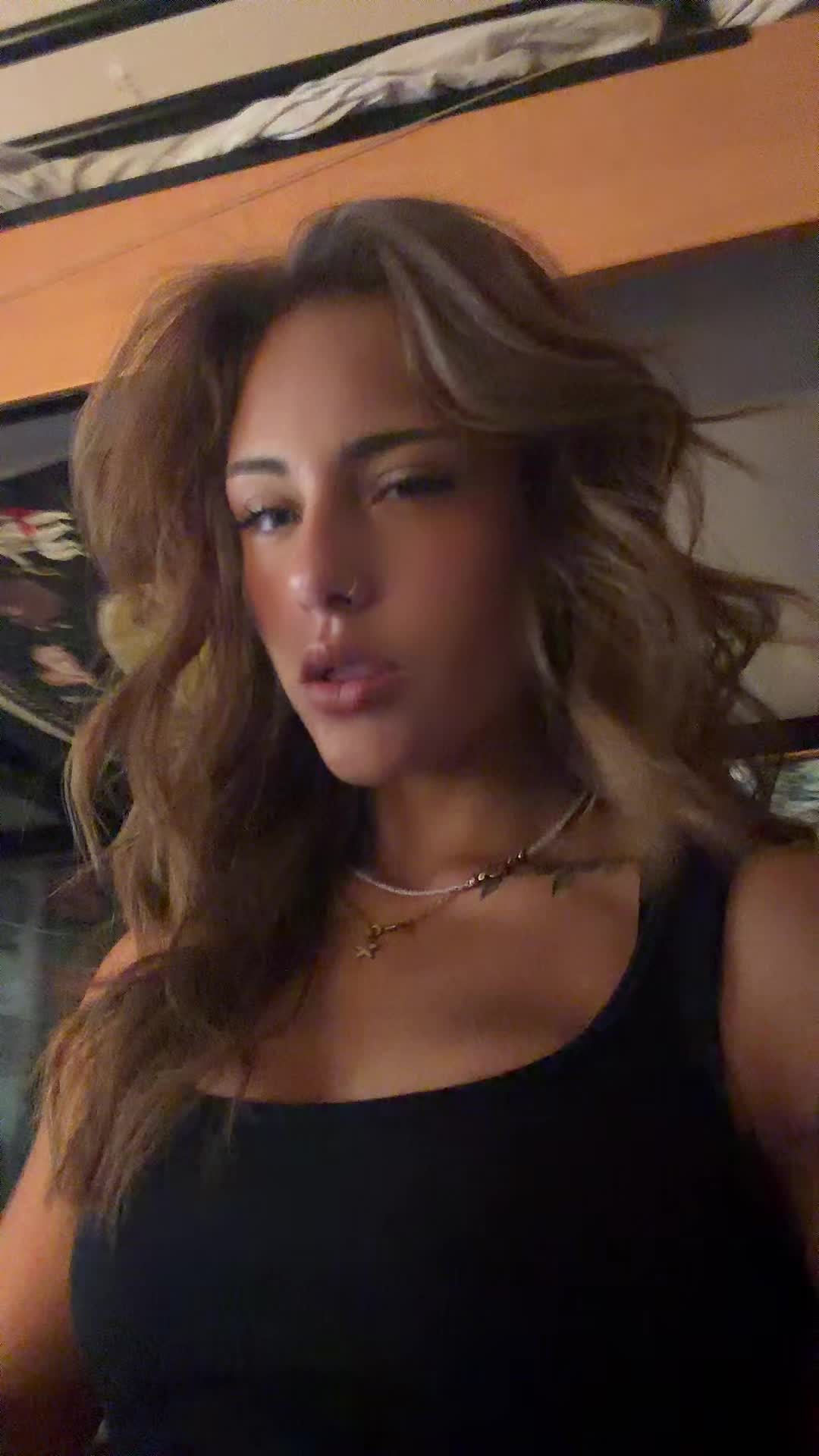 @freakazoidhoe