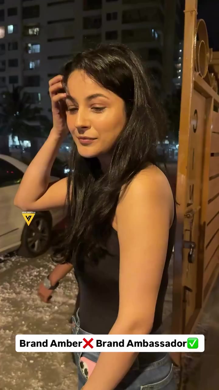 @Viral Bhayani