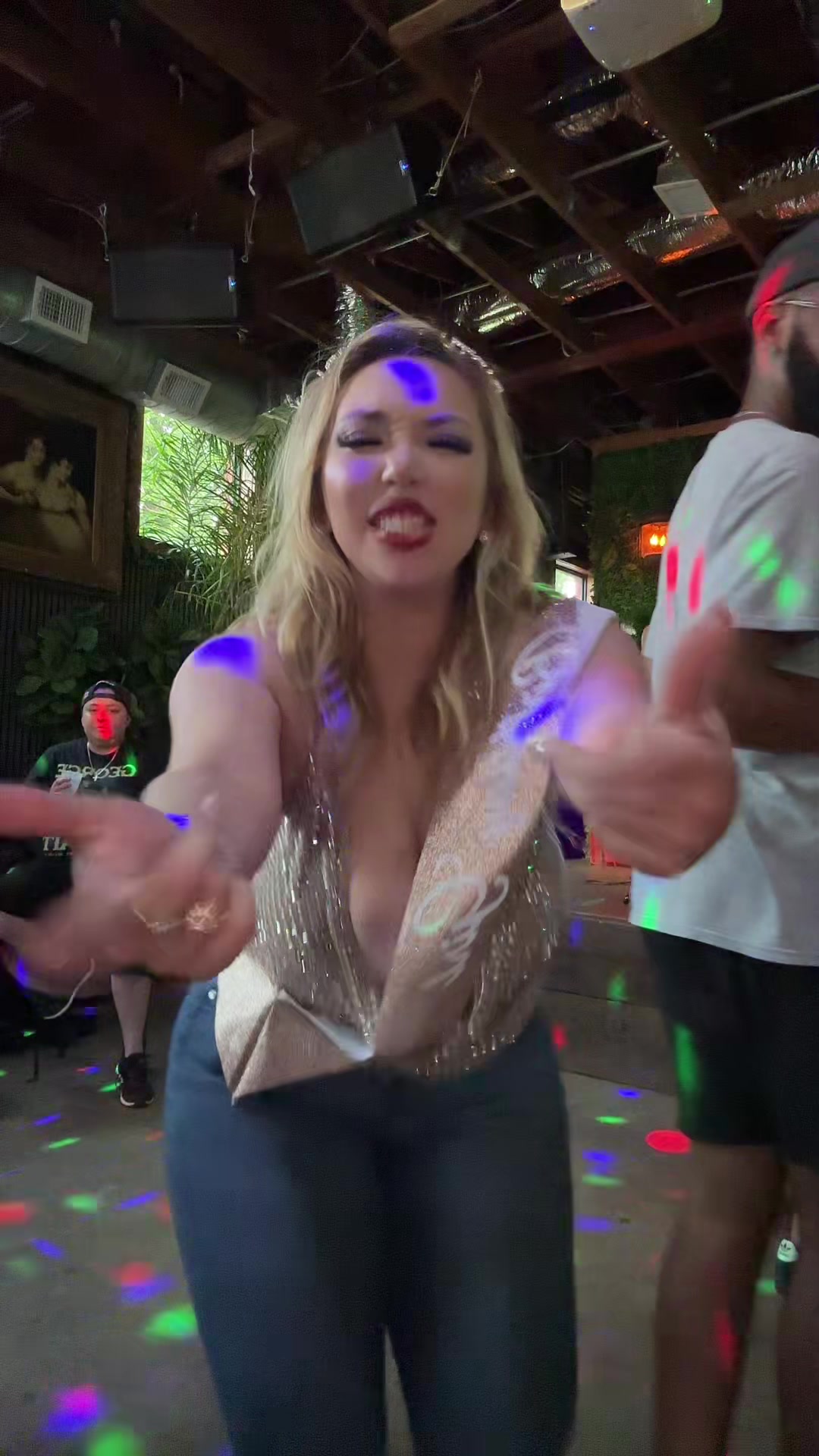 @AshSlay