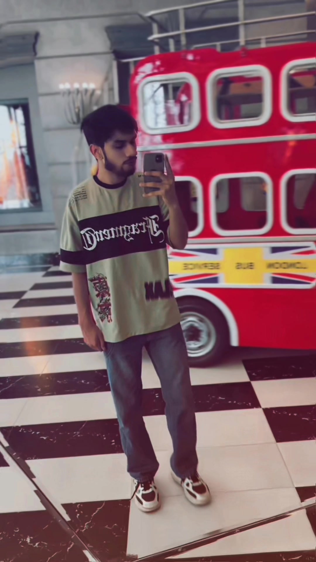 @ذیشان❤️