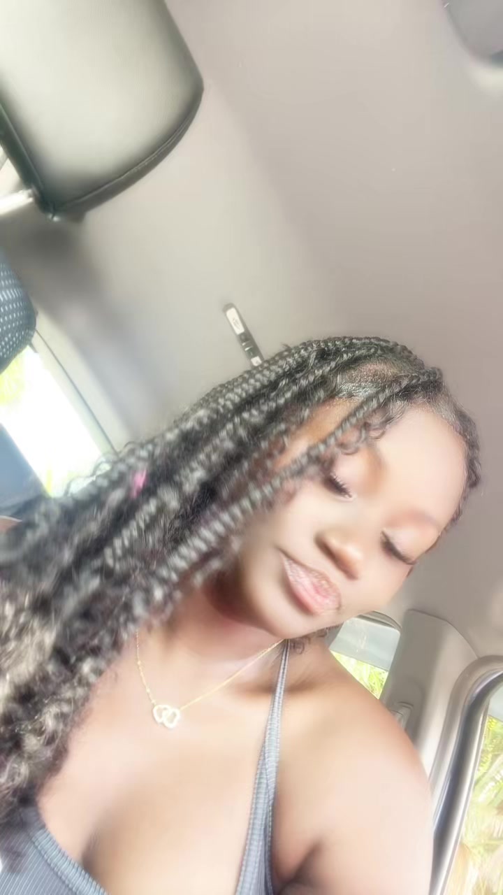 @Shæ💞