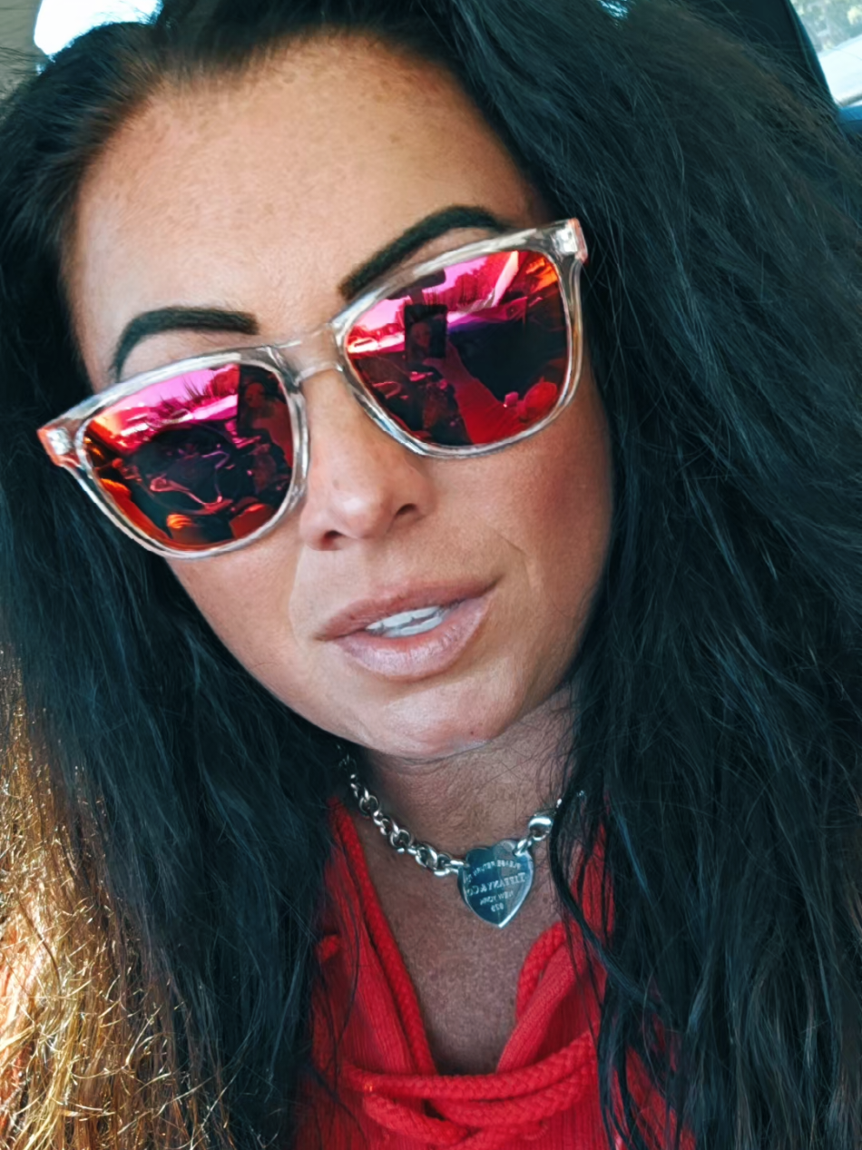 @Nikibop1