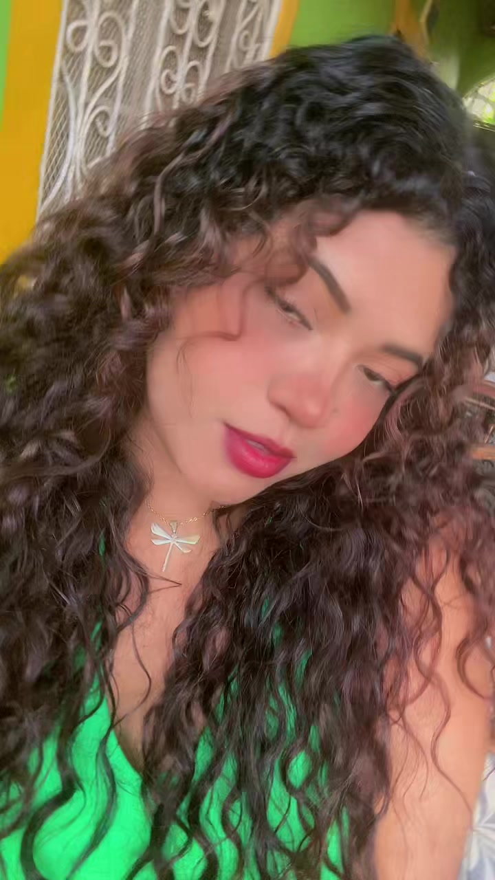 @Julissa🦋