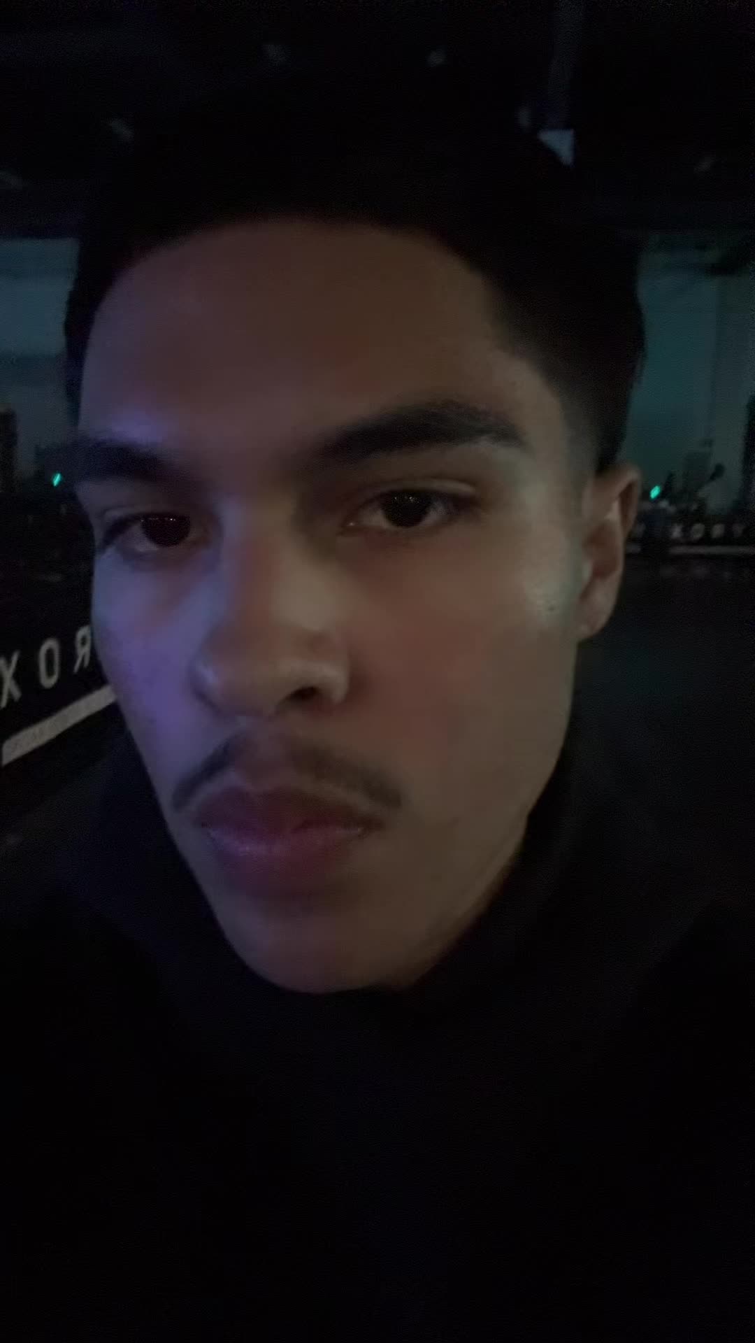 @🧟