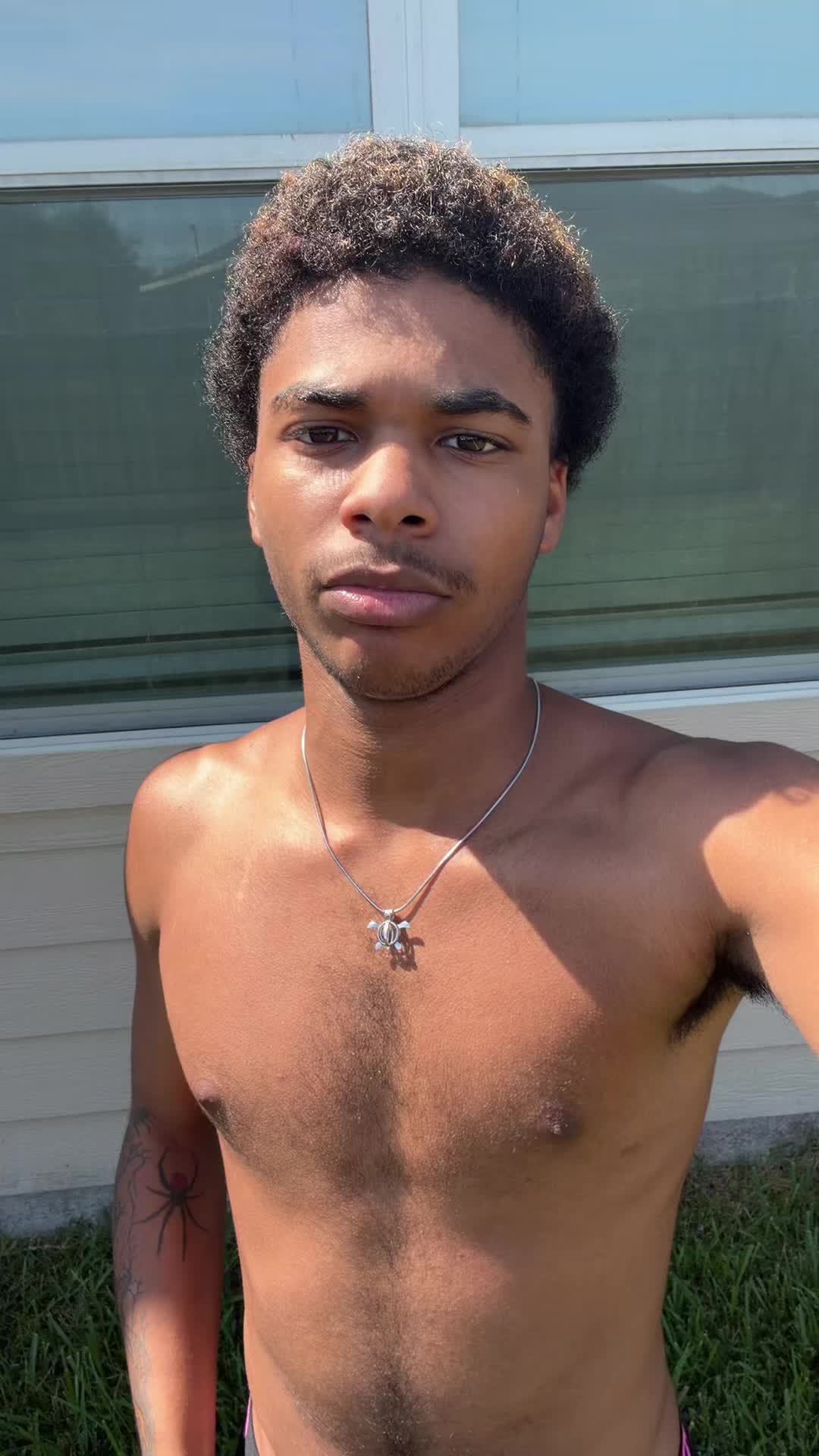 @Juju🫧🖤🐺