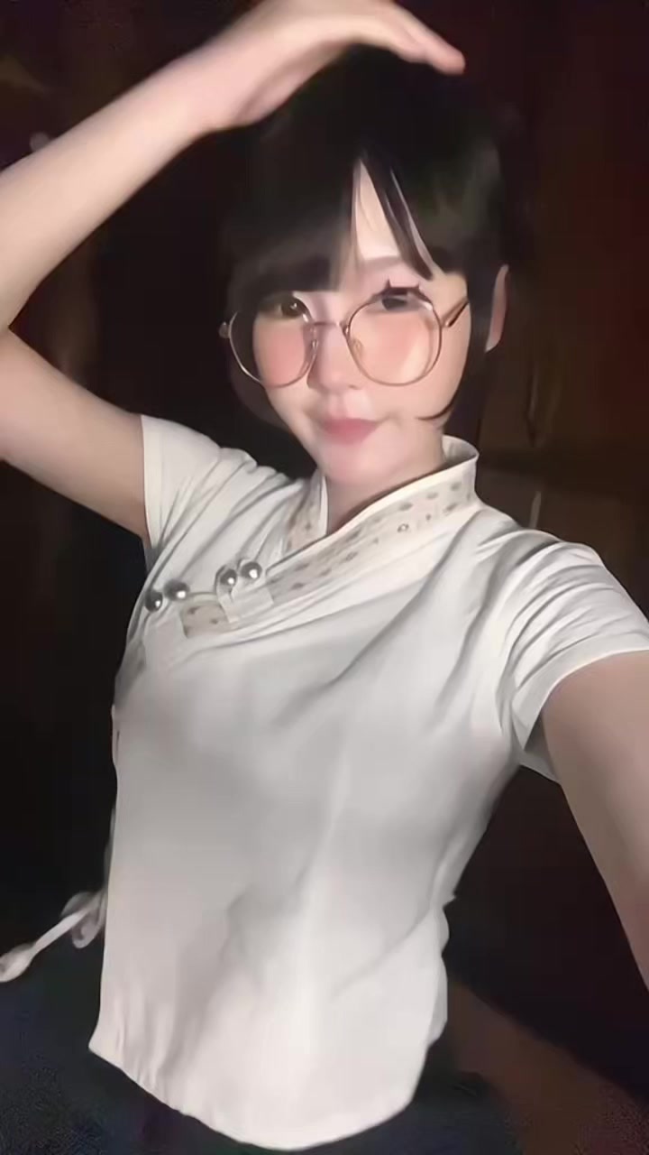 @Kanyarattweetie