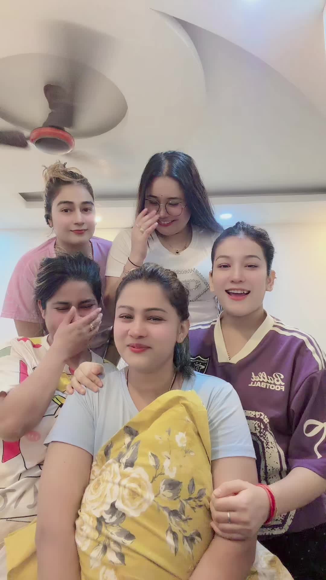 @MANU🧿