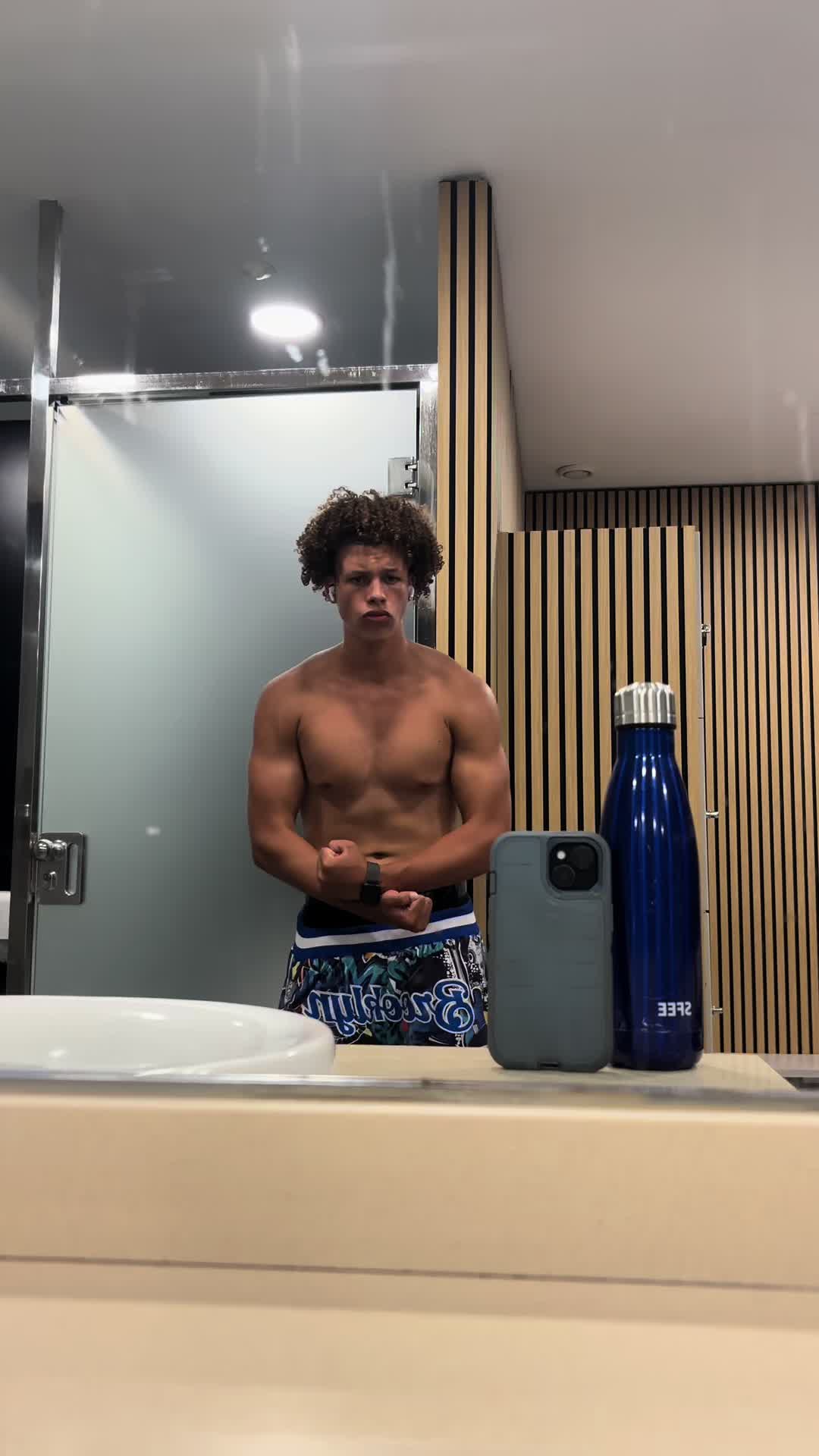 @Arlo_lifts