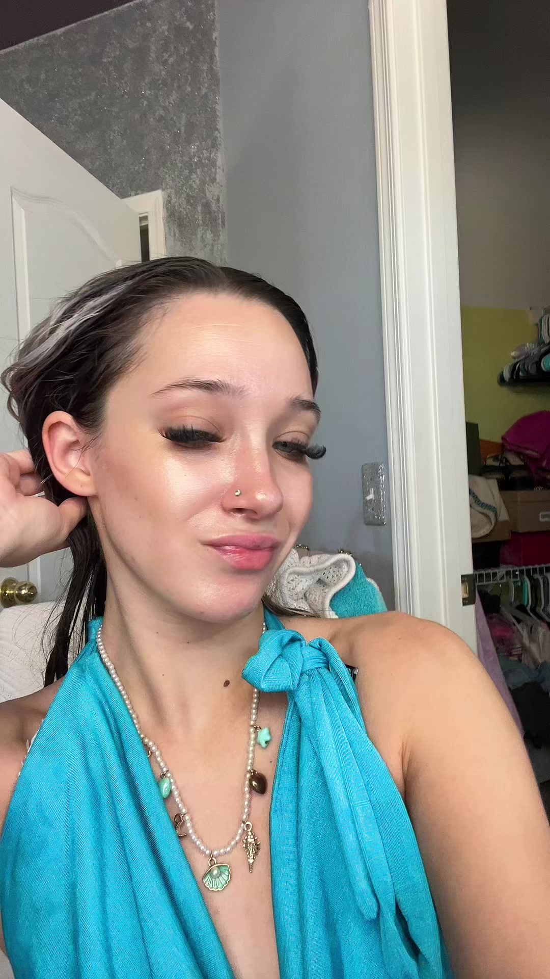 @Adriana
