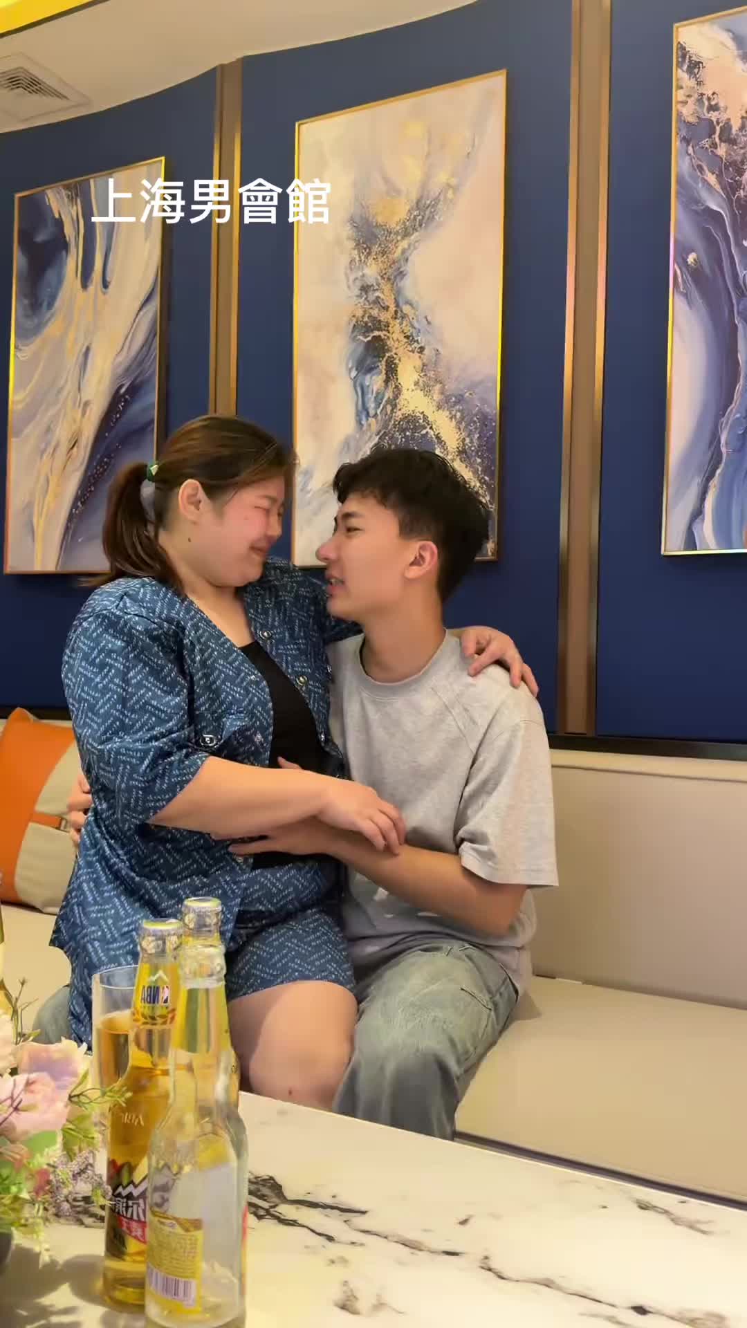 @KTV预定小胖