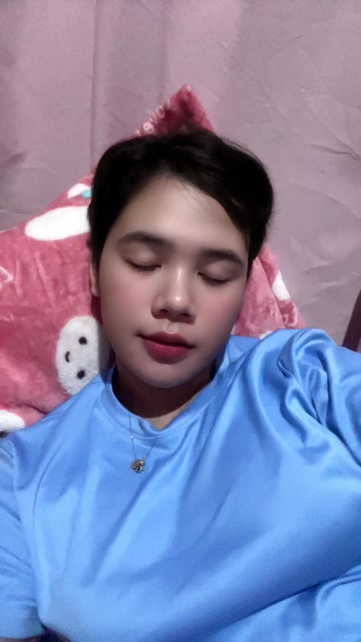 @Ems🤍✨
