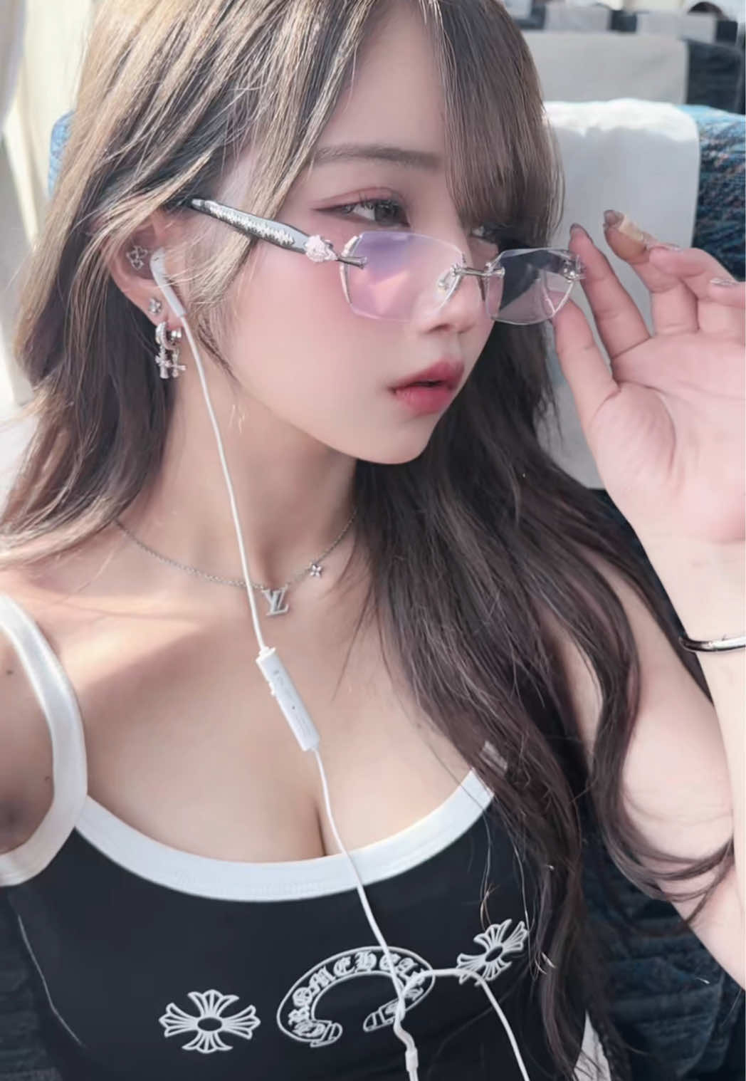 @えま