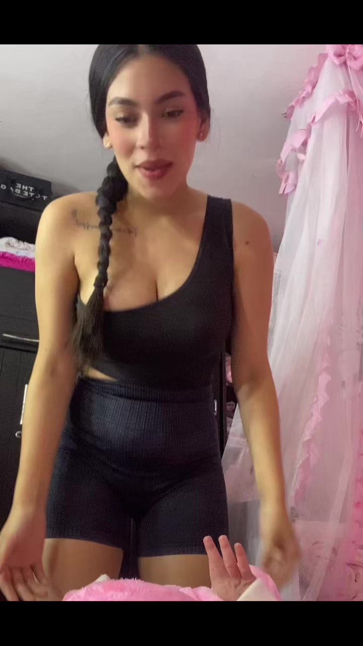 @lau 🫦