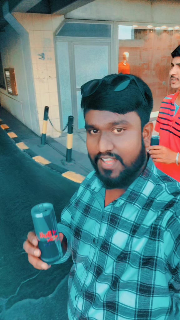 @💞నేను.మీ.రాజమండ్రి.అబ్బాయి 💞