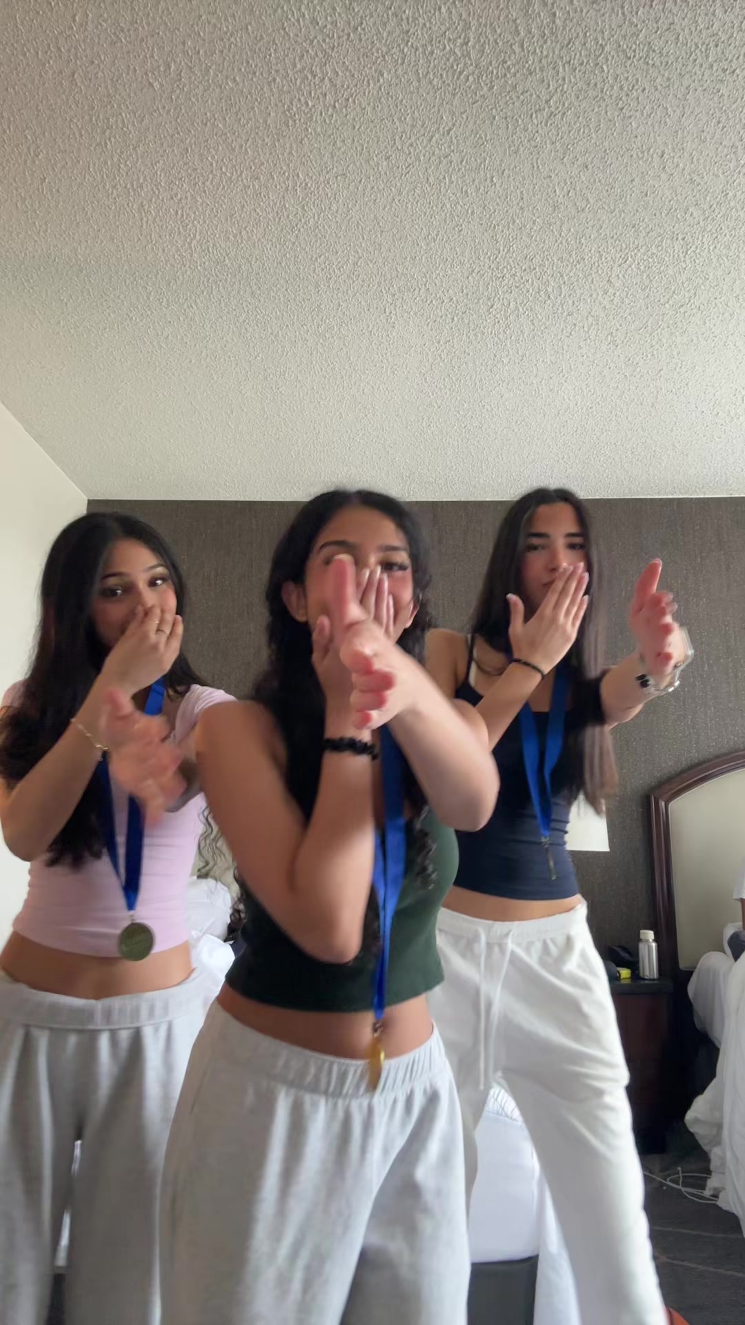 @yashigandi