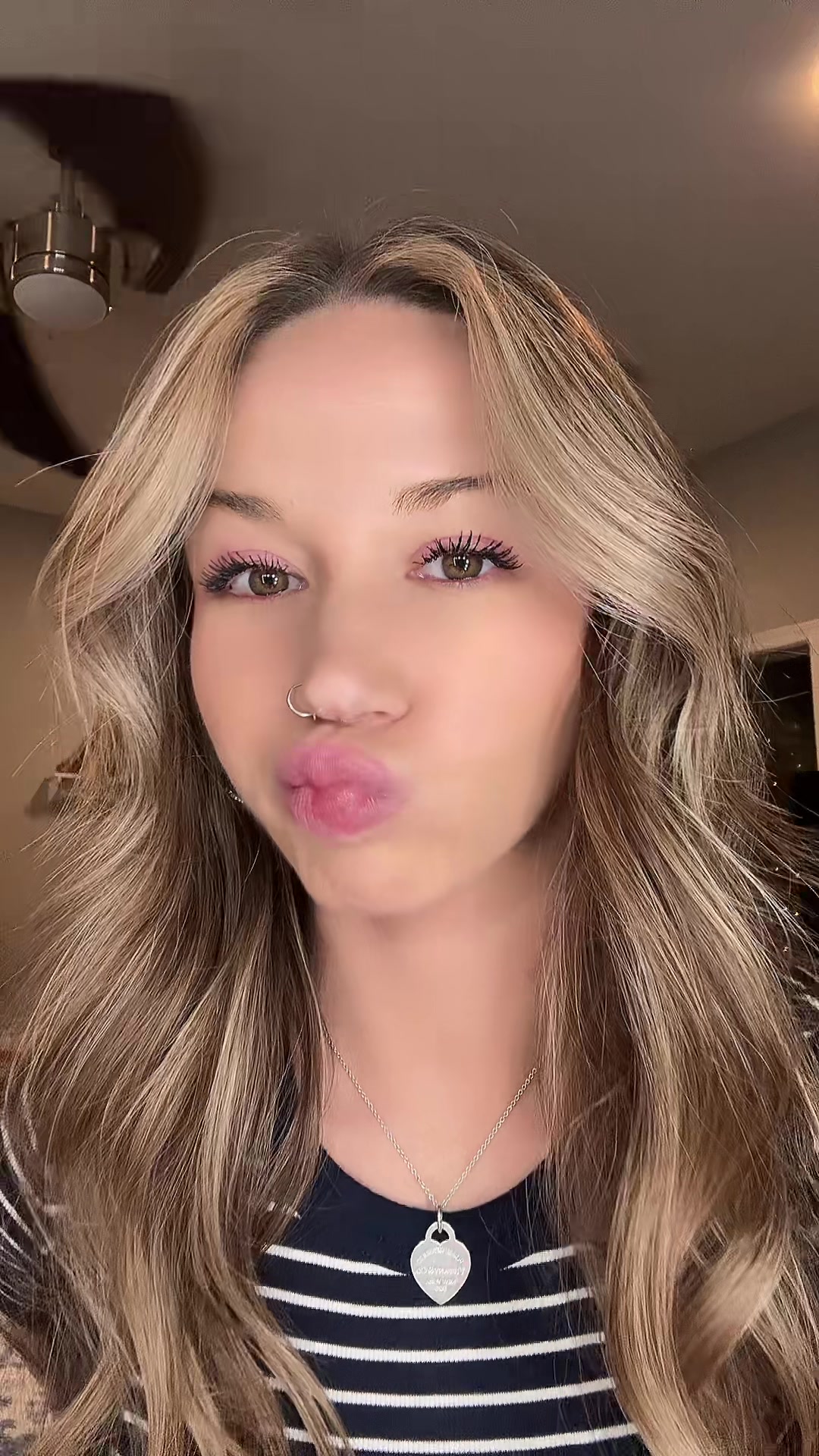 @ang.ela6988