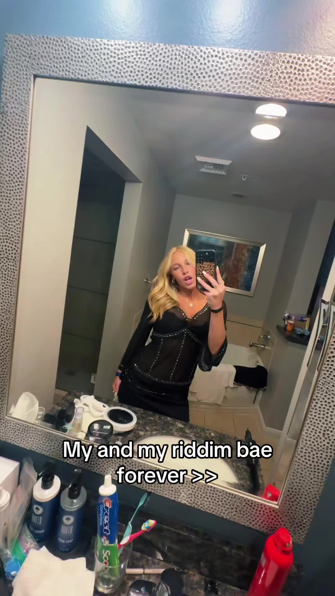 @mia😈💗