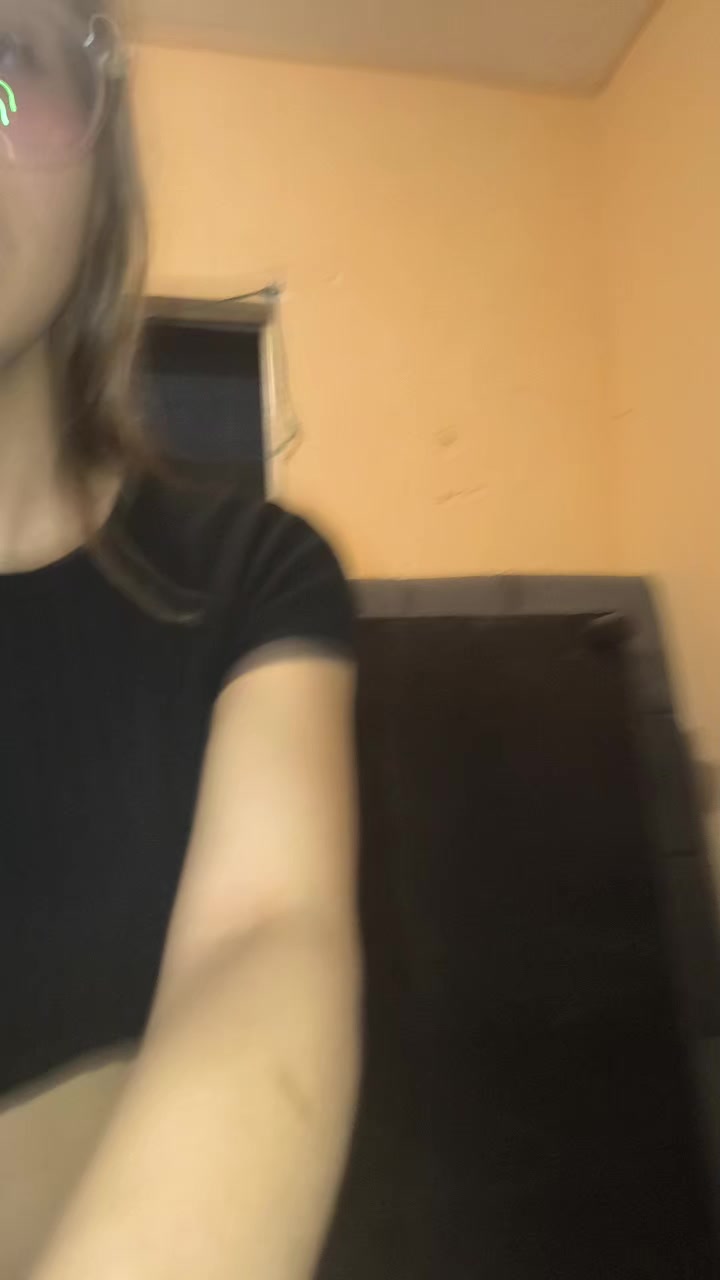@zuriJane22