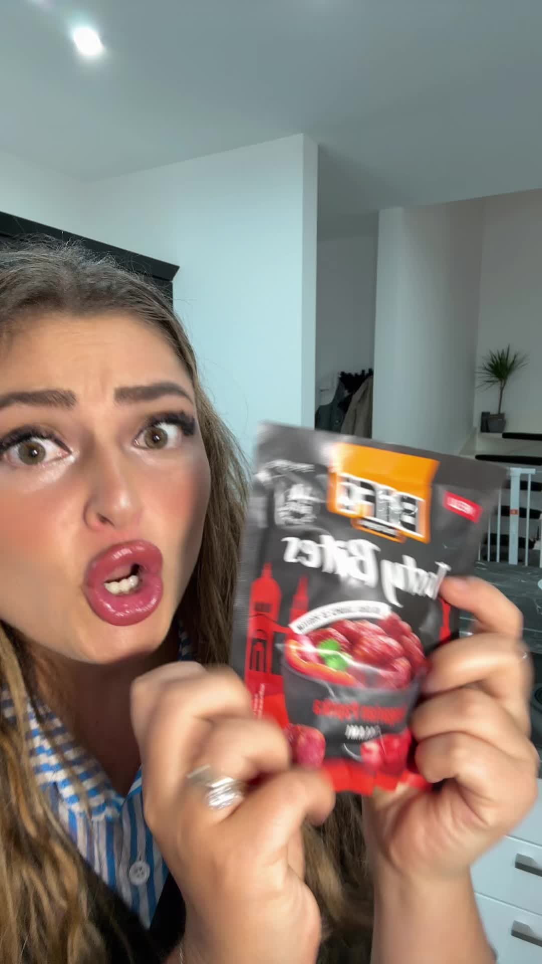 @CleliaKadir🇹🇷Soley🇮🇹Cicci