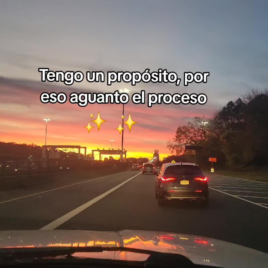 @Salazar 🐝🤍🇬🇹