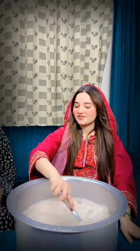 @Mr and Mrs Hussain tareen &hearts;️😍