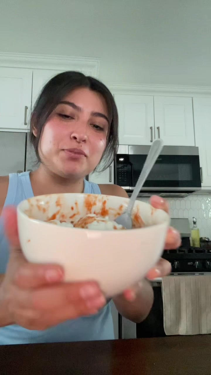 @Ashweey