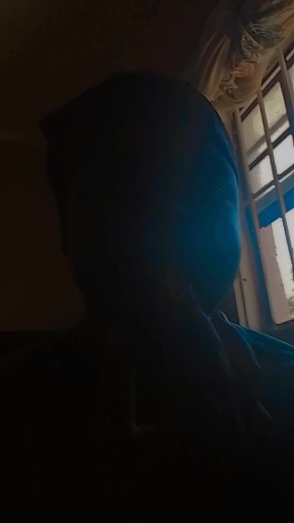 @johniya