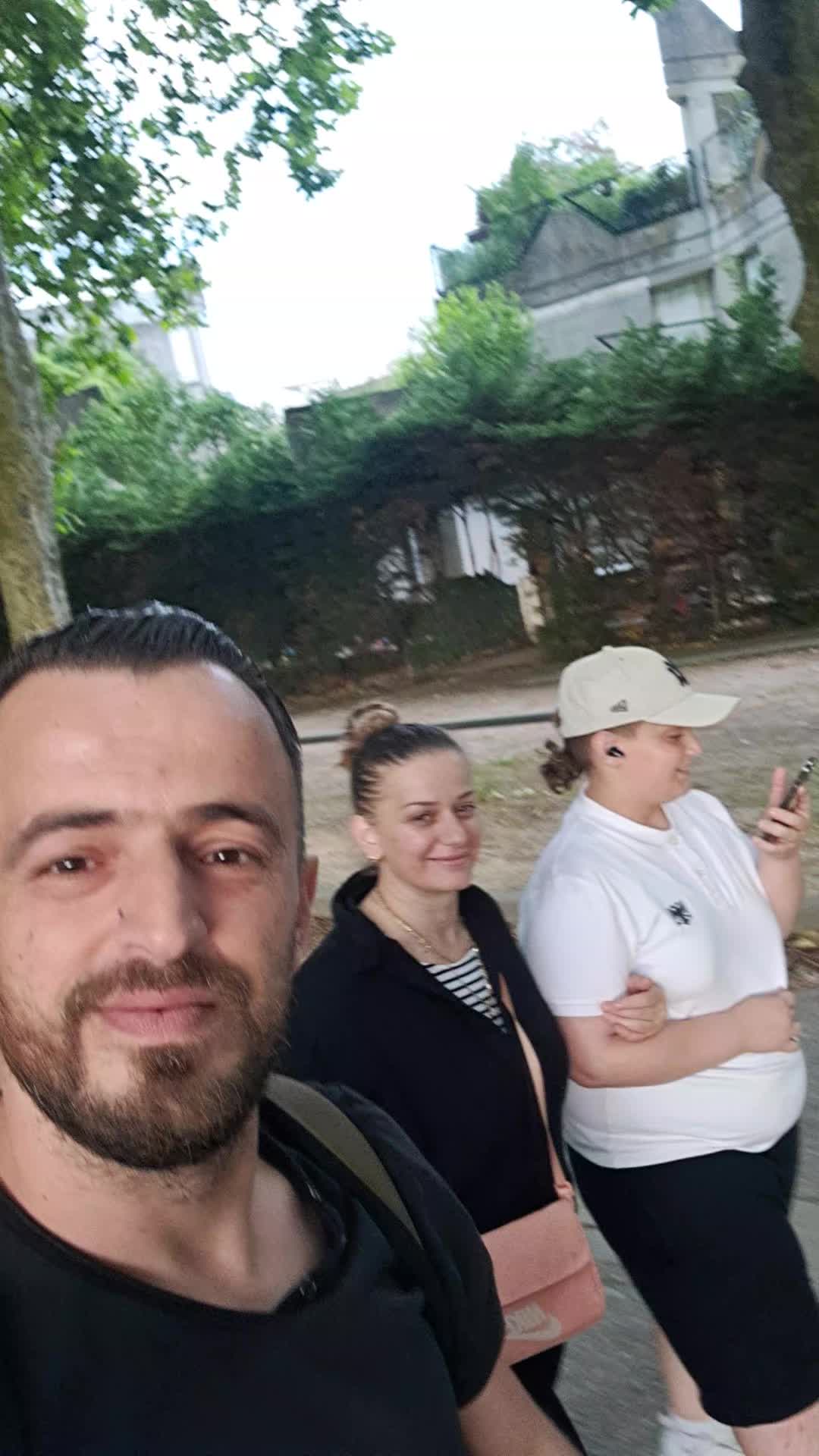@Dritoni.emini.bab.e.bir.E.B.M