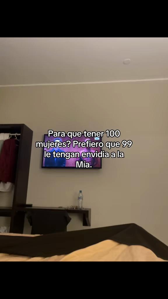 @WhatStory🥃🧃