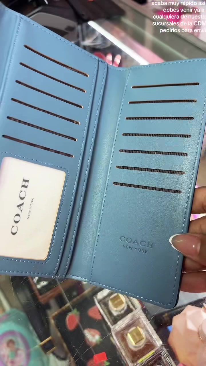 @iconic_cosmeticos
