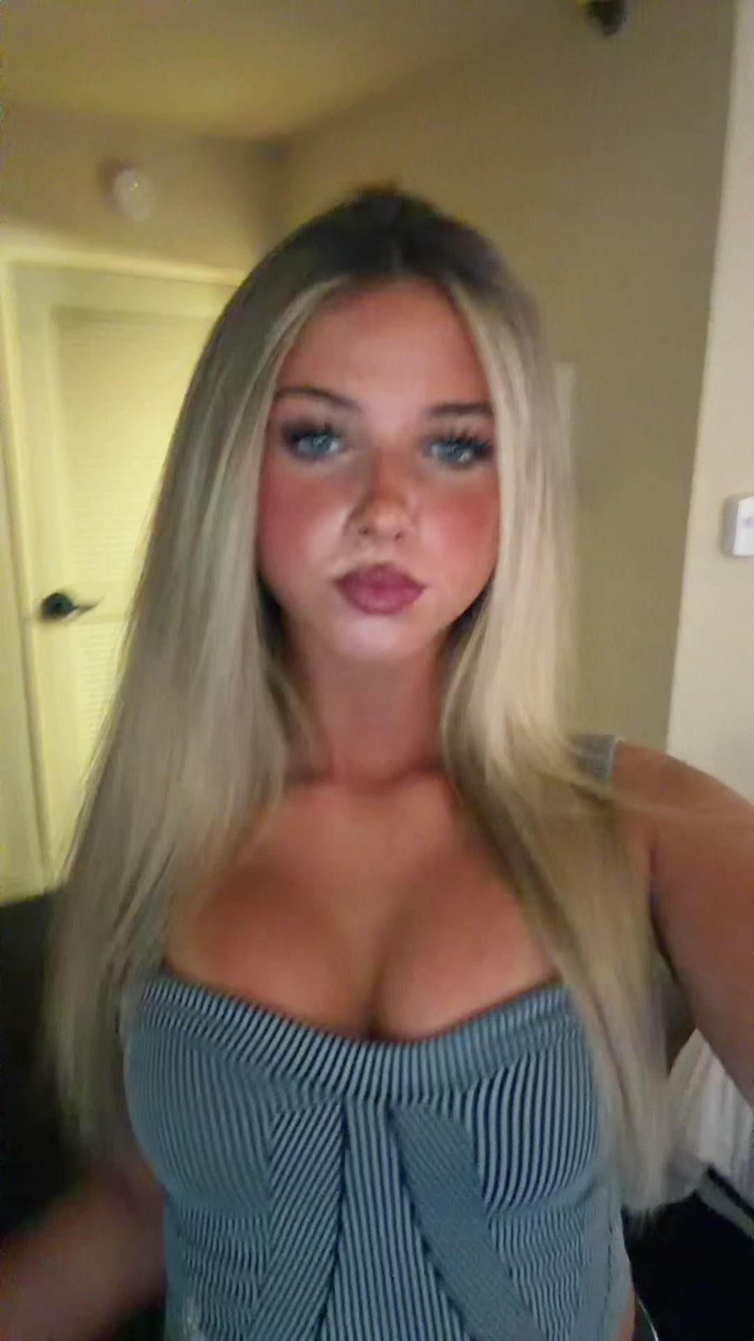 @🤫