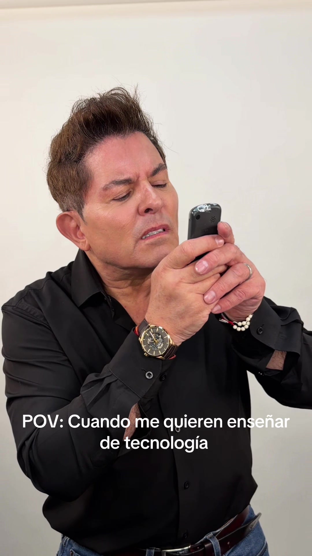 @Ernesto Laguardia Oficial
