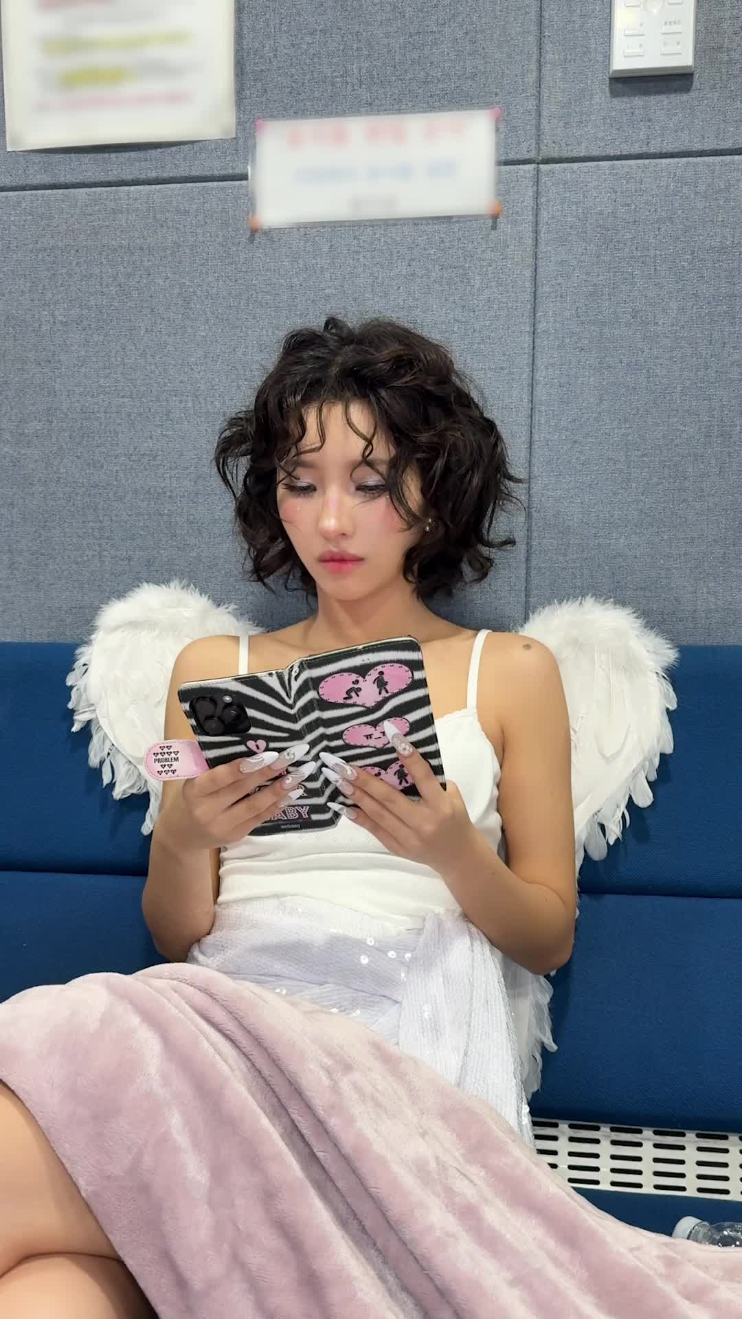 @i-dle (아이들)