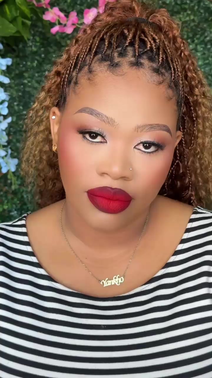 @YaaBeautyRoom (YaaHontz)