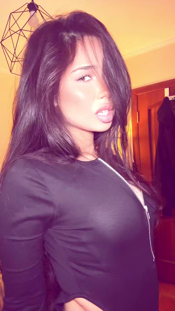 @LATÍFA