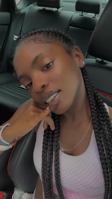 @LifeOfMoo🙂&zwj;&harr;️