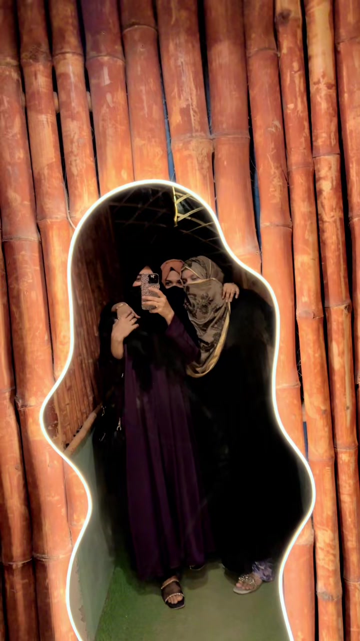 @Aaniyaa 🇦🇪
