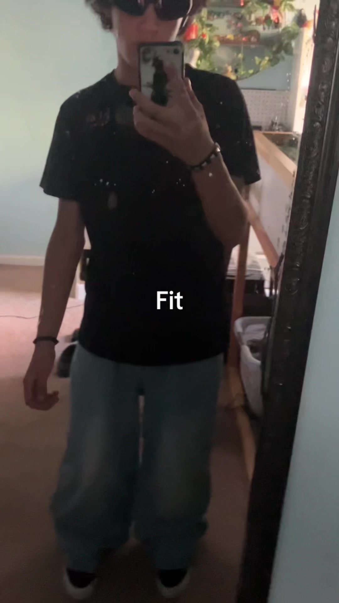 @𝙹𝐚𝚖𝐞𝚜😛