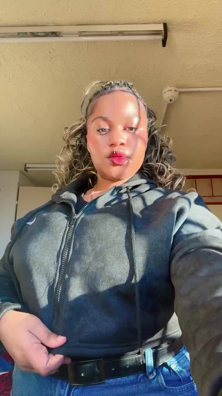 @tobs🍒💋