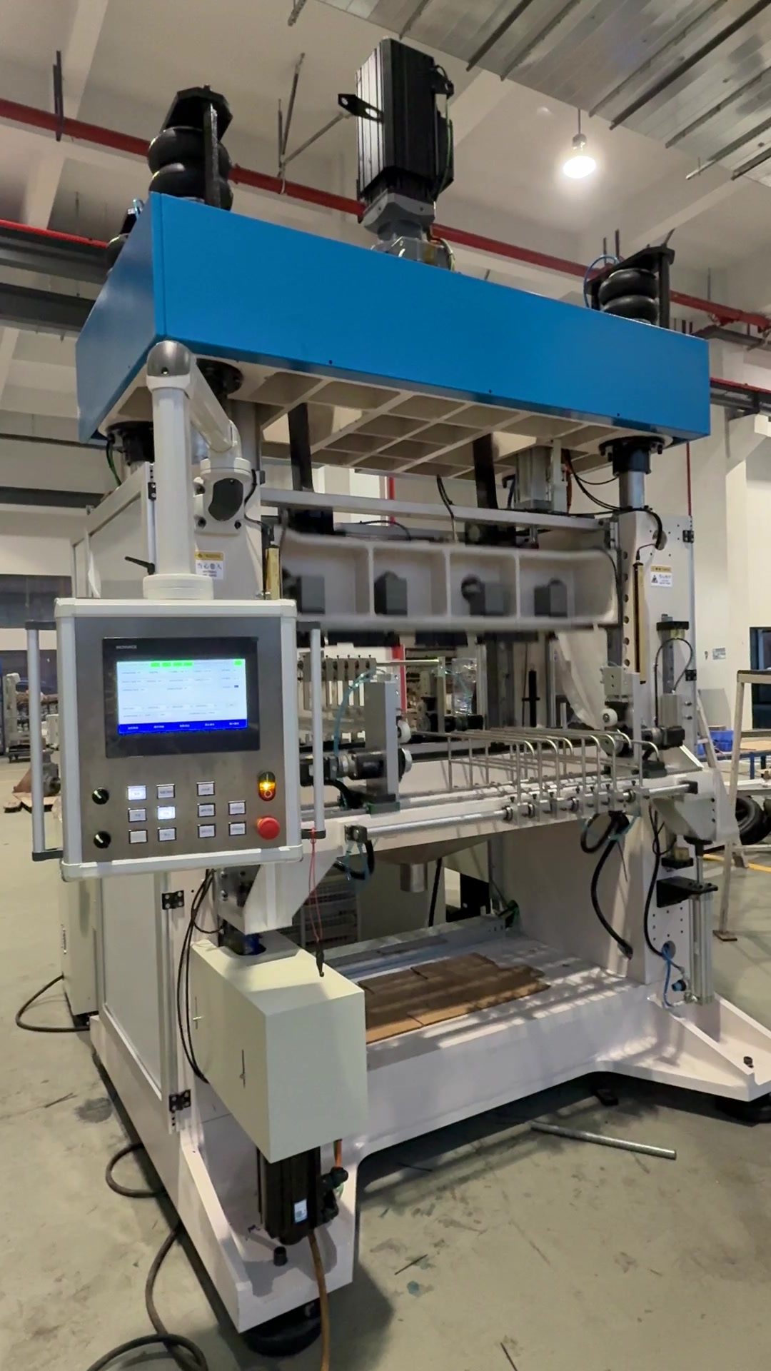 @HYX Thermoforming Machine