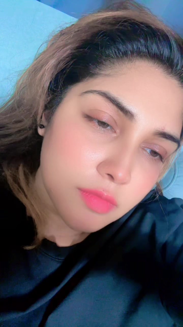 @Chunkygirlsrilanka