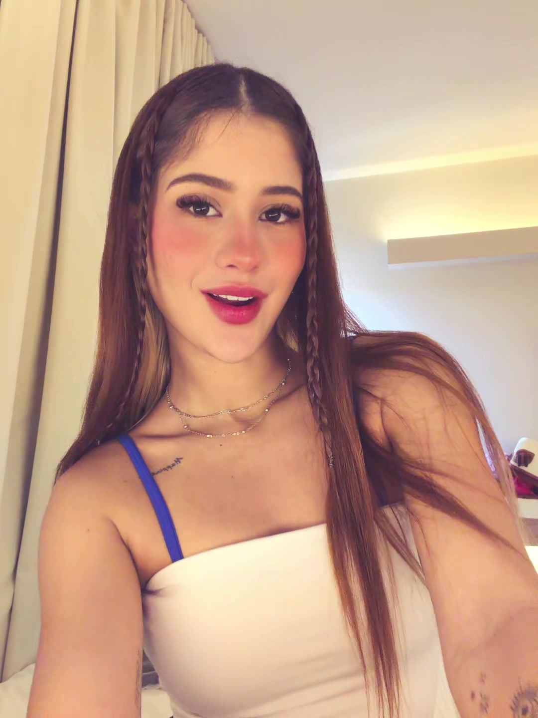 @Camila Lins🧜🏻♀️